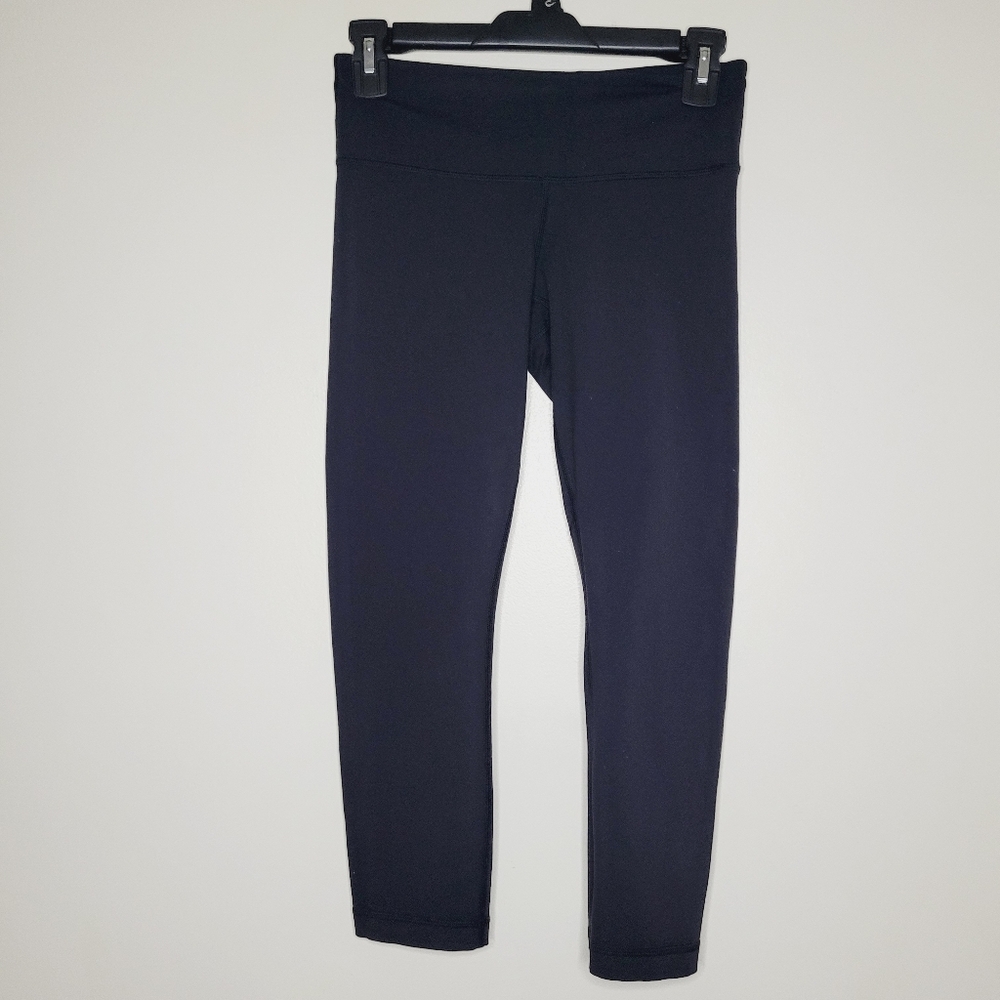 Lululemon Wunder Under Cropped Leggings Black Size 4 Pilates Exercise Running